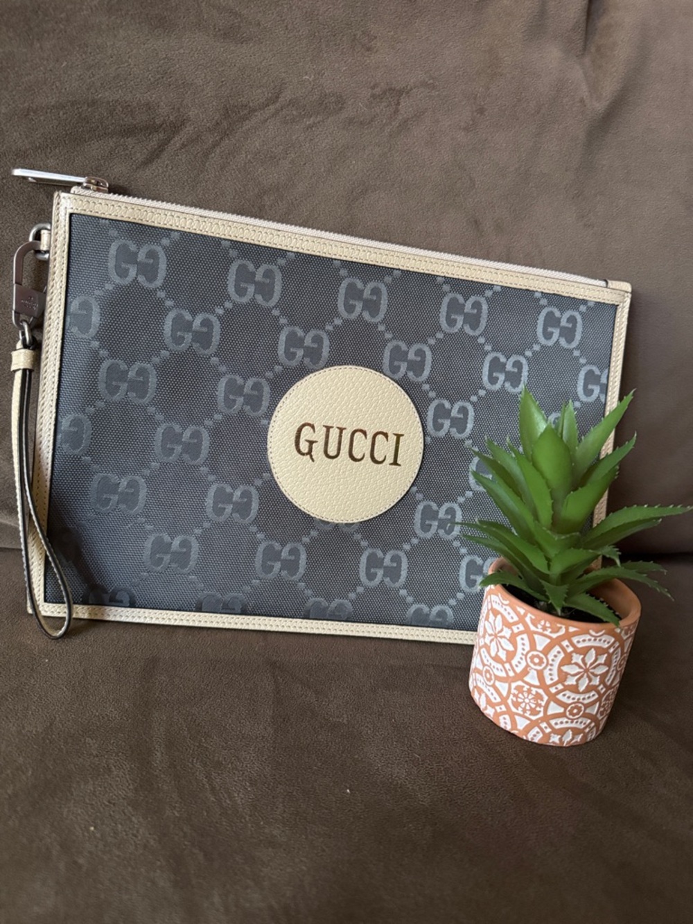Gucci Black and Beige GG Monogram Wristlet Pouch Excellent Condition